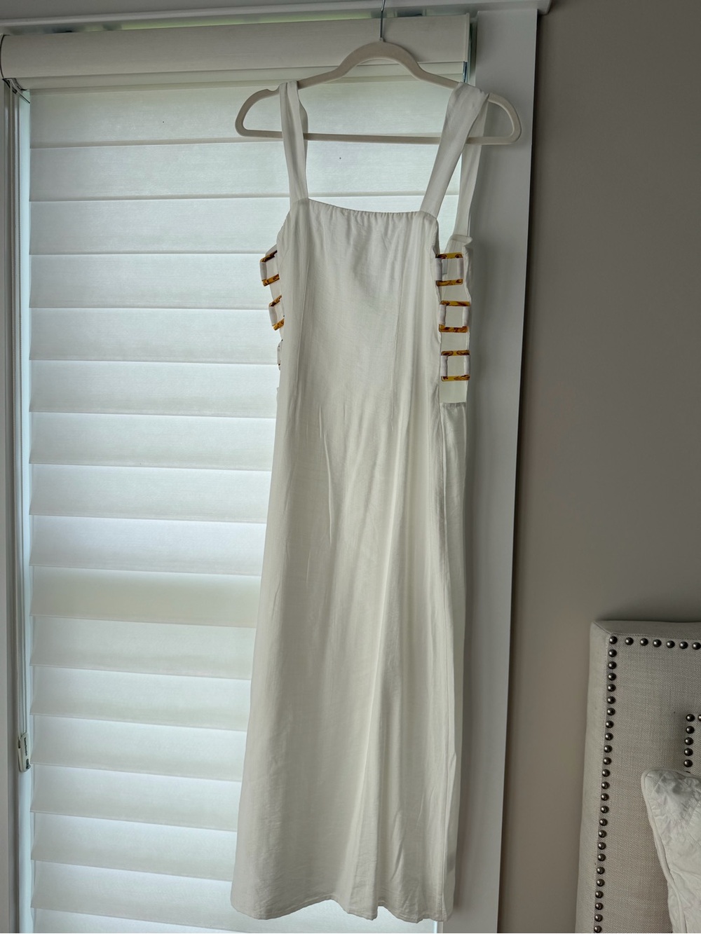 Seven Wonders NWT XS White Sleeveless Midi Dress with Tortoise Accent Straps